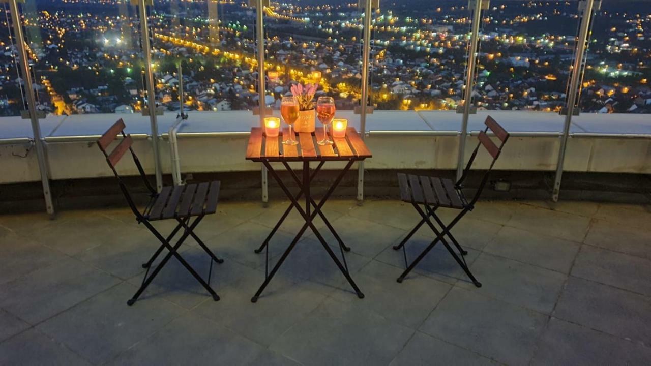 33Rd Floor Luxury Apartment Spa & Fitness Skopje Exterior photo